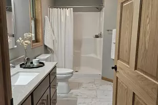 915 Sutherland Ave, Janesville, WI 53545 - Photo 20