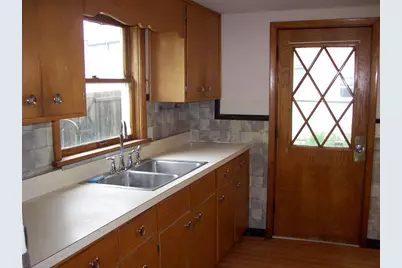 1002 Adams Street, Portage, WI 53901 - Photo 4