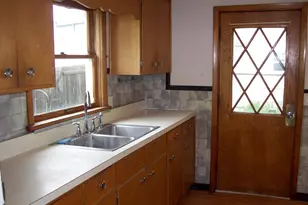 1002 Adams St, Portage, WI 53901 - Photo 4