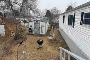 N116W21019 Brynwood Ln, Germantown, WI 53022 - Photo 16