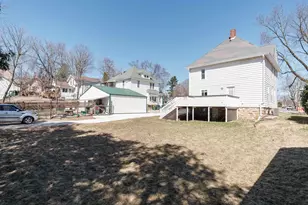 648 E Main St, Reedsburg, WI 53959 - Photo 8