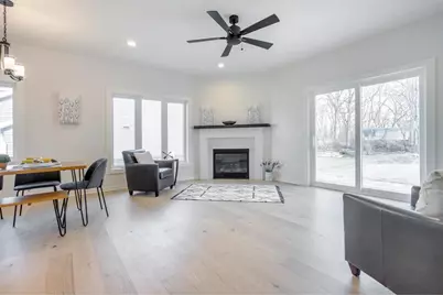 117 Ashberry Lane, Stoughton, WI 53589 - Photo 6