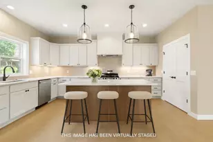 9076 Paddington Pkwy, Madison, WI 53593 - Photo 4