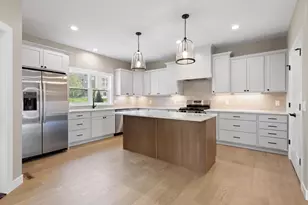 9076 Paddington Pkwy, Madison, WI 53593 - Photo 12