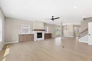 9068 Paddington Pkwy, Madison, WI 53593 - Photo 8