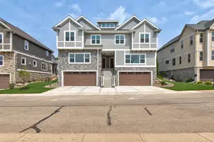 9068 Paddington Pkwy, Madison, WI 53593 - Photo 1