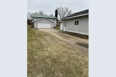 1215 Hollister Avenue, Tomah, WI 54660 - Photo 2