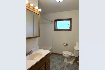 1215 Hollister Avenue, Tomah, WI 54660 - Photo 10