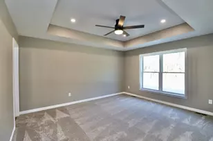 2241 S Haborn Dr, Beloit, WI 53511 - Photo 10