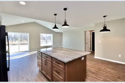 2241 S Haborn Drive, Beloit, WI 53511 - Photo 8