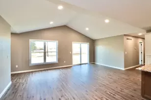 2243 S Haborn Dr, Beloit, WI 53511 - Photo 4