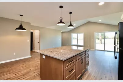 2243 S Haborn Drive, Beloit, WI 53511 - Photo 8