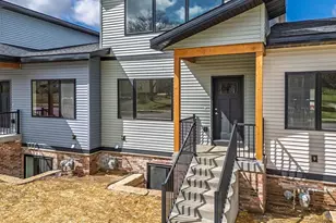 226 S Dewey Ave, Reedsburg, WI 53959 - Photo 2