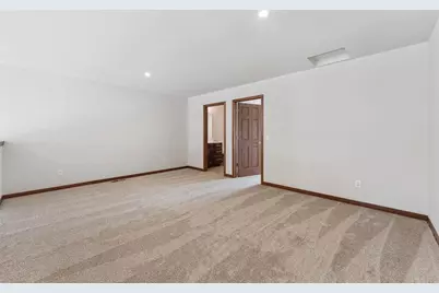 226 S Dewey Avenue, Reedsburg, WI 53959 - Photo 22