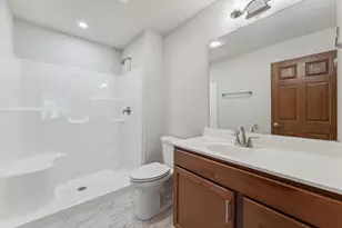 212 S Dewey Ave, Reedsburg, WI 53959 - Photo 28