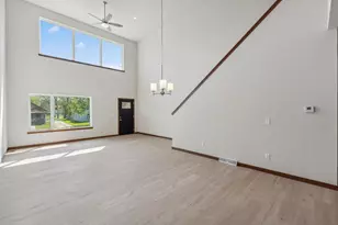 212 S Dewey Ave, Reedsburg, WI 53959 - Photo 10