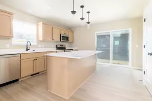 1077 Tundra Ave, Florence, WI 53575 - Photo 4