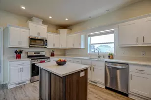 6605 Warner Farm Dr, DeForest, WI 53532 - Photo 16