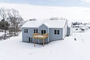 297 Teri Lee Ln, Orfordville, WI 53576 - Photo 6