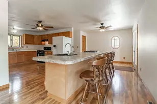 N10368 Queens Way, Necedah, WI 54646 - Photo 6