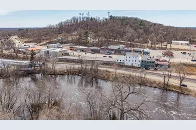 211 S Main Street, Necedah, WI 54646 - Photo 8