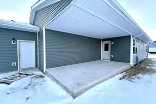 405 Carolina St, Belleville, WI 53508 - Photo 2