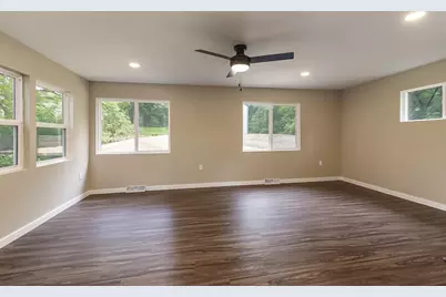 4812 Schneider Drive, Fitchburg, WI 53711 - Photo 10