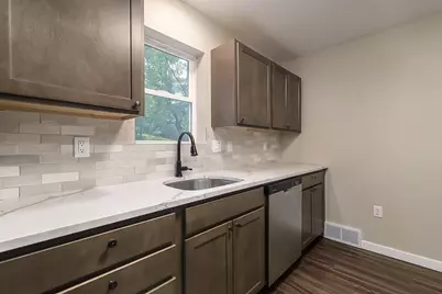 4812 Schneider Drive, Fitchburg, WI 53711 - Photo 14