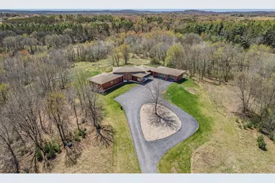 E7521 N Reedsburg Road, Reedsburg, WI 53959 - Photo 2