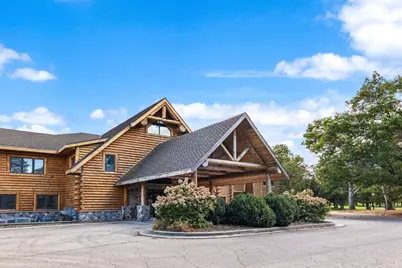 695 South Street #6, Green Lake, WI 54941 - Photo 2