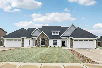 314 Willow Street, Pardeeville, WI 53954 - Photo 2