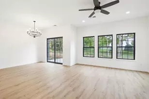 302 Willow St, Pardeeville, WI 53954 - Photo 10