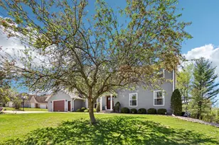 911 Fawn Ct, Wisconsin Dells, WI 53965 - Photo 6