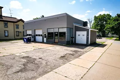 1002 E Main Street, Reedsburg, WI 53959 - Photo 4