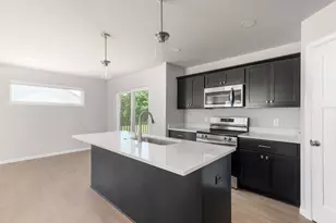 5924 Woodbine Dr, Madison, WI 53718 - Photo 6