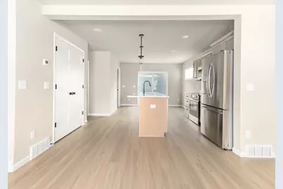 815 Indigo Lane, Waunakee, WI 53597 - Photo 4