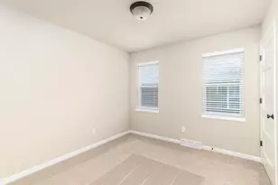 815 Indigo Ln, Waunakee, WI 53597 - Photo 10