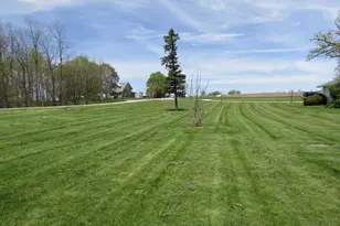 8545 W Cleophas Rd, Beloit, WI 53511 - Photo 80