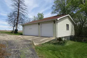 8545 W Cleophas Rd, Beloit, WI 53511 - Photo 6