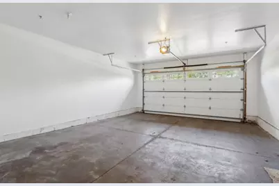 670 E Lake Avenue #202, Wisconsin Dells, WI 53940 - Photo 32