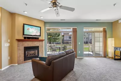 670 E Lake Avenue #202, Wisconsin Dells, WI 53940 - Photo 6