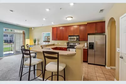 670 E Lake Avenue #202, Wisconsin Dells, WI 53940 - Photo 8