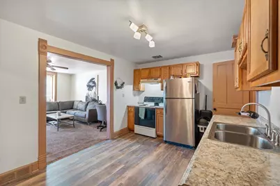 104 E Main Street, Sun Prairie, WI 53590 - Photo 34