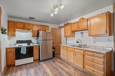 104 E Main Street, Sun Prairie, WI 53590 - Photo 32