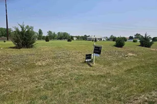 4131 S Chippendale Dr, Beloit, WI 53511 - Photo 1