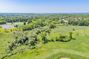 1140 Reese Trl, Waunakee, WI 53597 - Photo 2