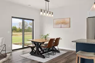 527 S 7th St, Janesville, WI 53536 - Photo 10