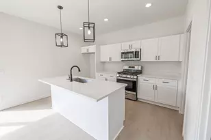 2300 Pow Wow Trail, Beloit, WI 53511 - Photo 8