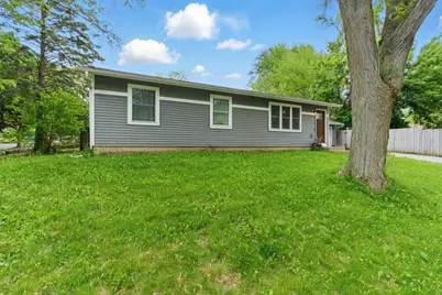 5 Daffodil Lane, Madison, WI 53714 - Photo 4