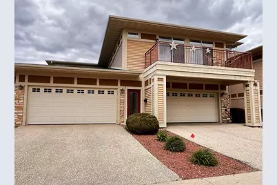 1021 W Pleasant Street #5, Portage, WI 53901 - Photo 22